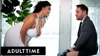 Large innate kitties: Ashlyn Peaks hops frantically on the best friend's tail!