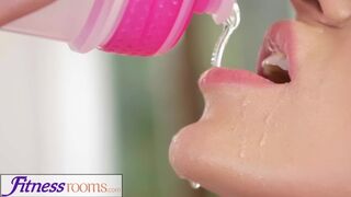 Afina Kisser blondie Russian cougar thirsty deep throating the monstrous prick