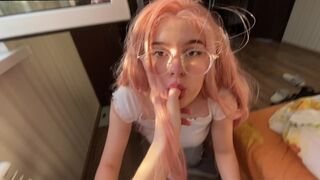 Uber-cute teenage gargles his beef whistle - greatest dt flash