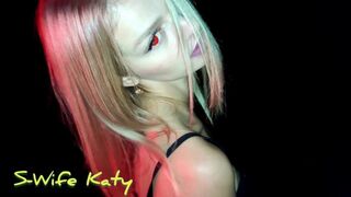 Halloween smashing with kady: super-naughty blowage and face dump