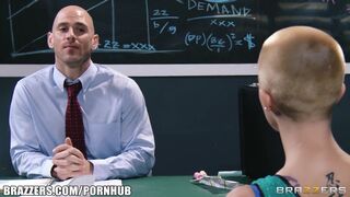 Brazzers hd porn - screwing 2 smoothly-shaven men