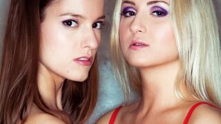 Steamy girl-on-girl throating of Cayla Lions and Silvie Luca